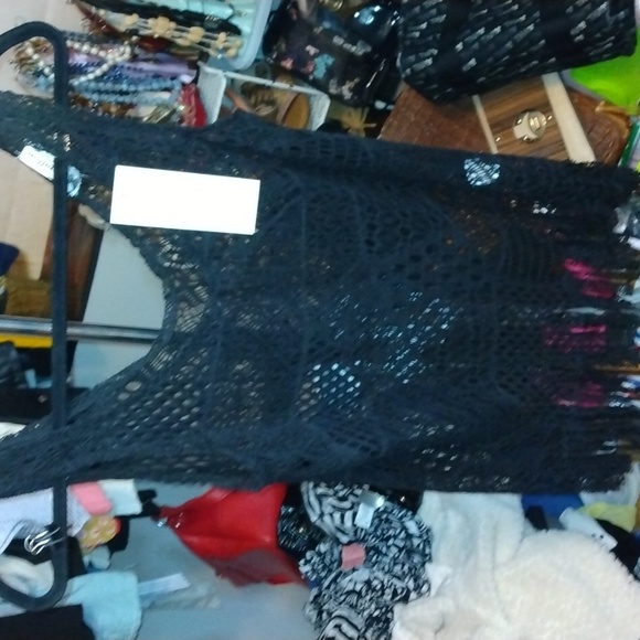 Papillon women's black embroidery top sz Medium - Picture 3 of 17